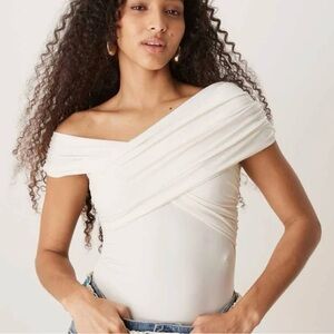 Abercrombie & Fitch Off-Shoulder Cream Bodysuit